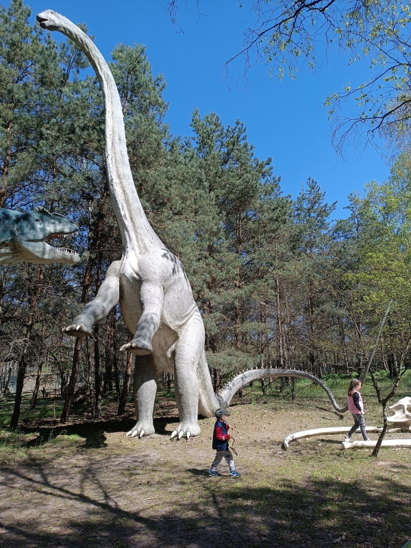 Nowiny Wielkie - Park Dinozaurów